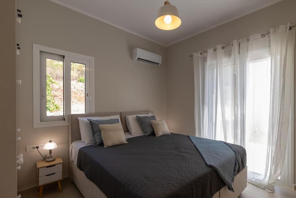 Maritina'S Apartments Amazing Sea View Αγία Ευφημία Εξωτερικό φωτογραφία