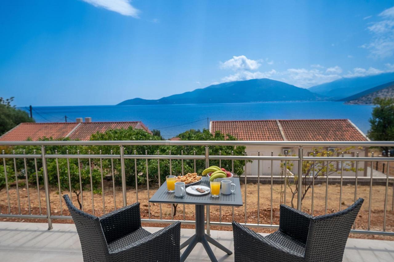Maritina'S Apartments Amazing Sea View Αγία Ευφημία Εξωτερικό φωτογραφία