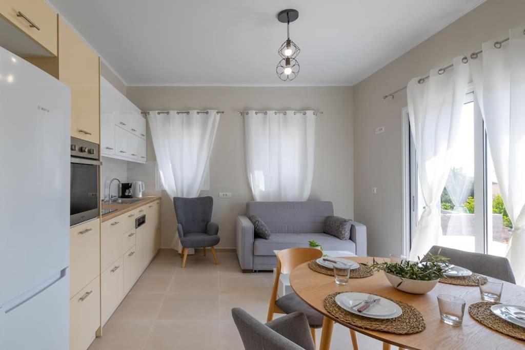 Maritina'S Apartments Amazing Sea View Αγία Ευφημία Εξωτερικό φωτογραφία
