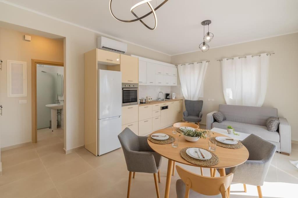Maritina'S Apartments Amazing Sea View Αγία Ευφημία Εξωτερικό φωτογραφία
