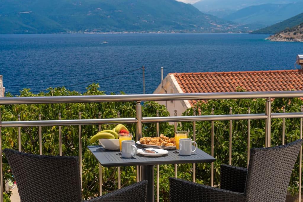Maritina'S Apartments Amazing Sea View Αγία Ευφημία Εξωτερικό φωτογραφία