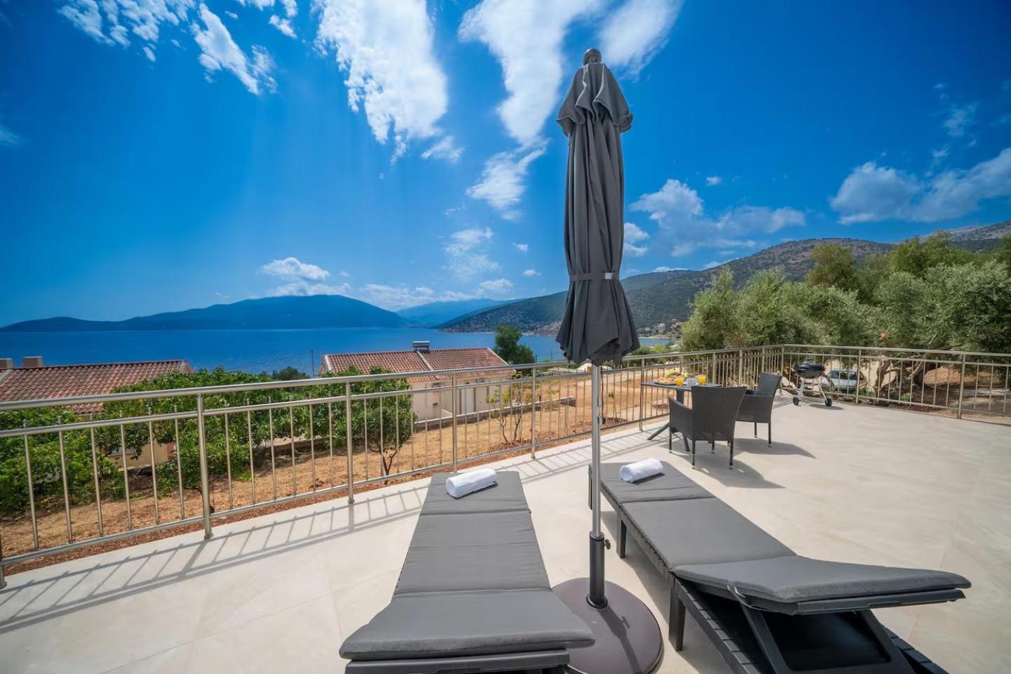 Maritina'S Apartments Amazing Sea View Αγία Ευφημία Εξωτερικό φωτογραφία